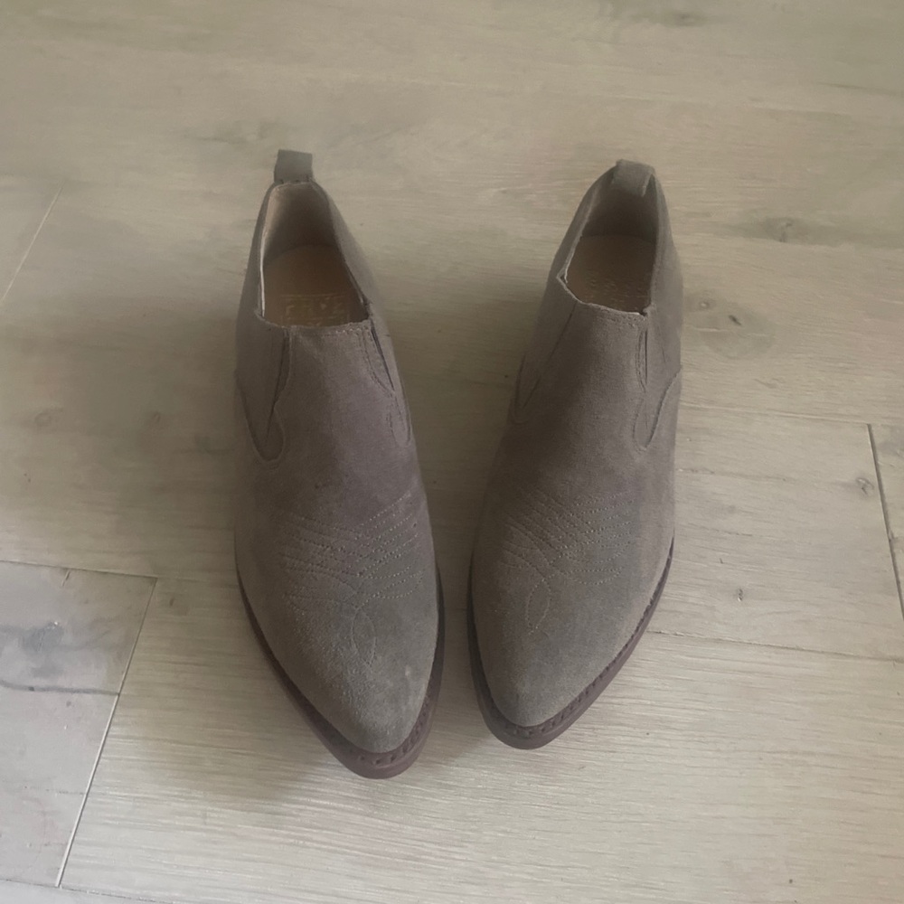 Frye Grey Suede Cowboy Booties Size 7.5